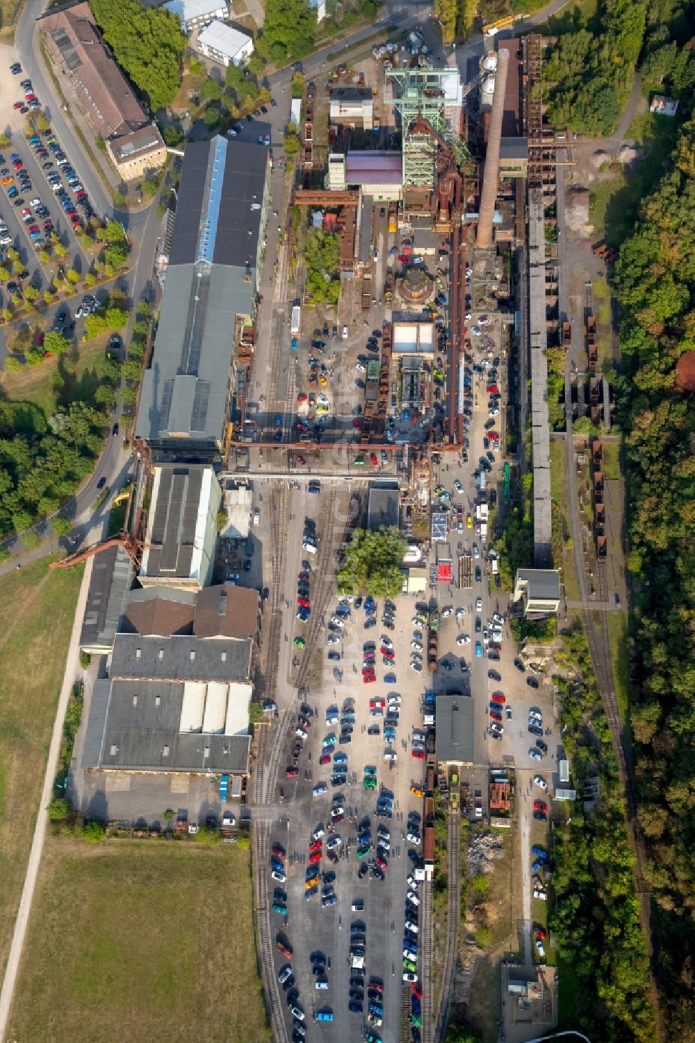 Hattingen aus der Vogelperspektive: Museums- Gebäude- Ensemble Henrichshütte LWL-Industriemuseum in Hattingen im Bundesland Nordrhein-Westfalen