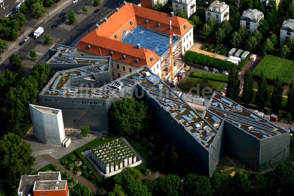 Berlin von oben - Museums- Gebäude- Ensemble Jüdisches Museum an der Lindenstraße in Berlin