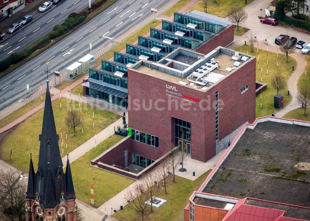 Herne aus der Vogelperspektive: Museums- Gebäude- Ensemble LWL-Museum für Archäologie in Herne im Bundesland Nordrhein-Westfalen