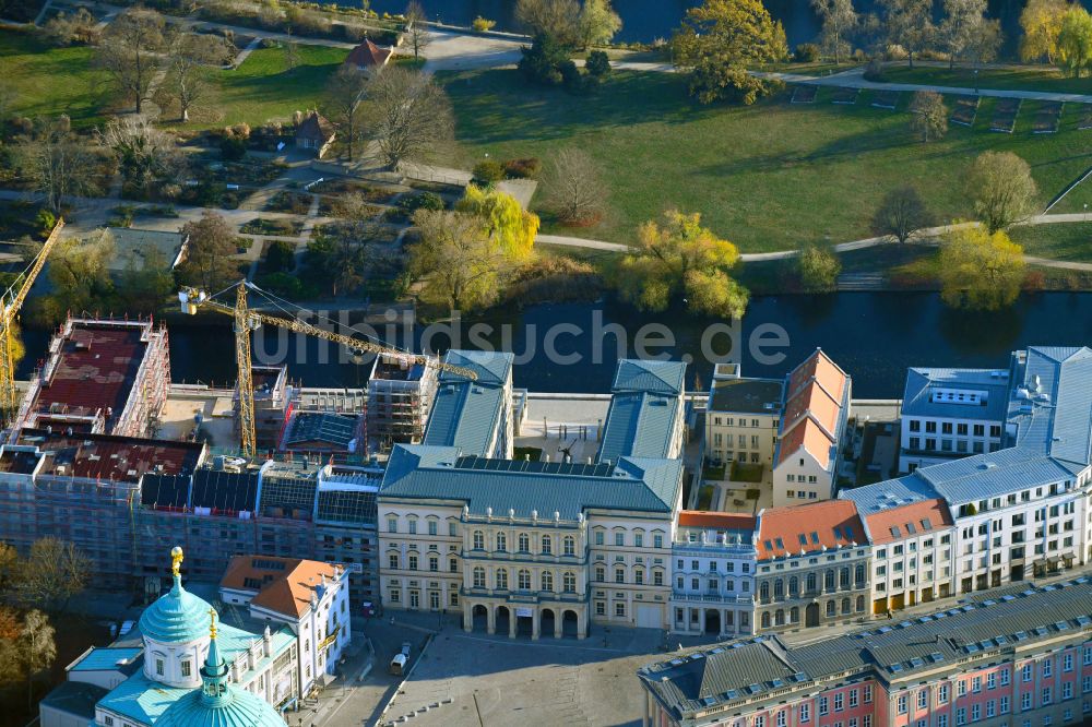 Potsdam von oben - Museums- Gebäude- Ensemble Museum Barberini im Ortsteil Nördliche Innenstadt in Potsdam im Bundesland Brandenburg, Deutschland