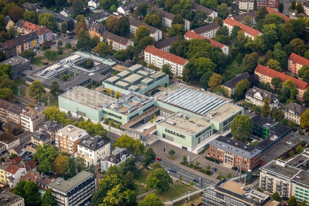 Essen von oben - Museums- Gebäude- Ensemble Museum Folkwang Bismarckstraße in Essen im Bundesland Nordrhein-Westfalen