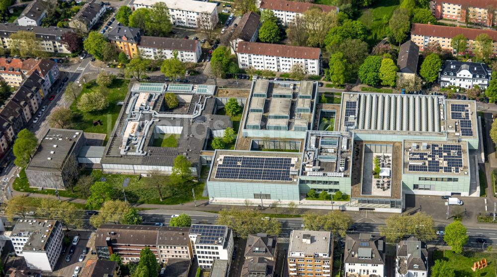 Essen aus der Vogelperspektive: Museums- Gebäude- Ensemble Museum Folkwang Bismarckstraße in Essen im Bundesland Nordrhein-Westfalen