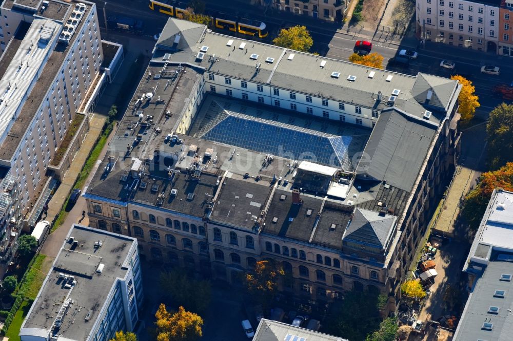 Berlin von oben - Museums- Gebäude- Ensemble Museum für Naturkunde im Ortsteil Mitte in Berlin, Deutschland