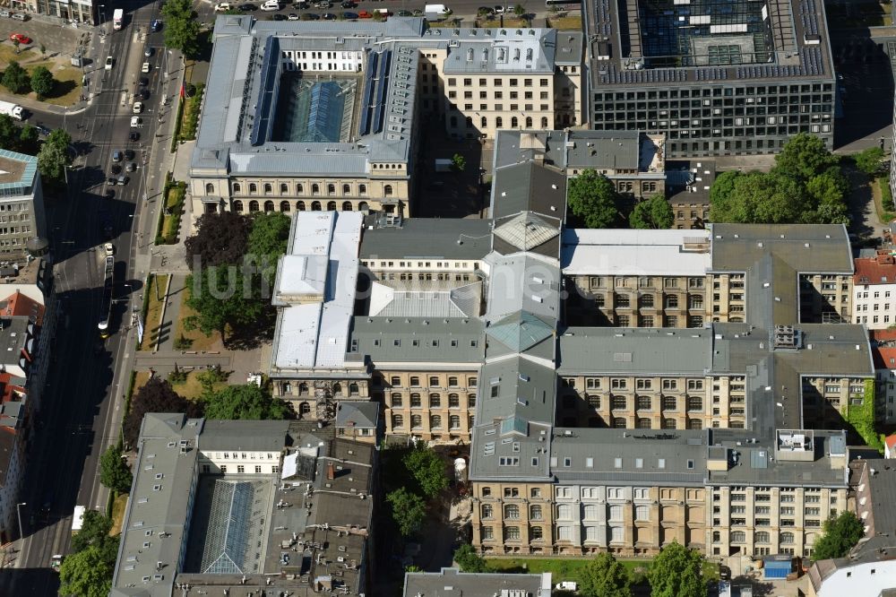 Luftbild Berlin - Museums- Gebäude- Ensemble für Naturkunde an der Invalidenstraße in Berlin