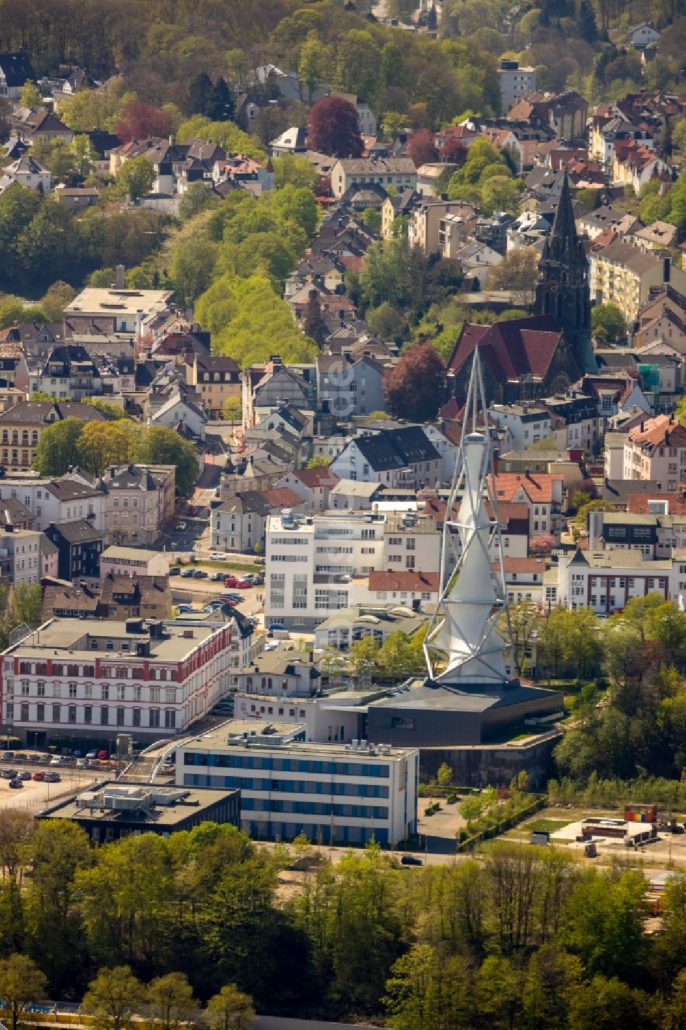 Lüdenscheid von oben - Museums- Gebäude- Ensemble PHÄNOMENTA Lüdenscheid in Lüdenscheid im Bundesland Nordrhein-Westfalen, Deutschland