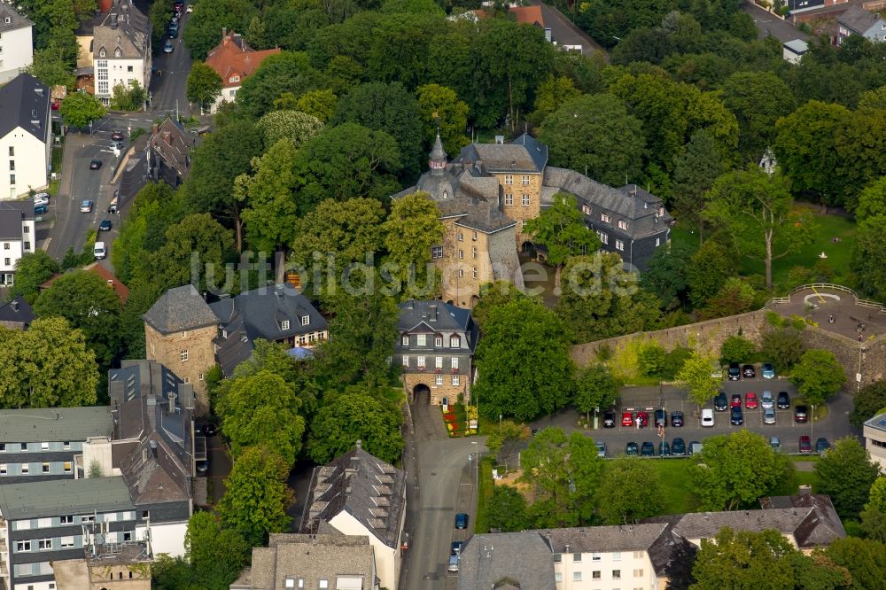 Luftaufnahme Siegen - Museums- Gebäude- Ensemble Siegerlandmuseum im Oberen Schloss in Siegen im Bundesland Nordrhein-Westfalen