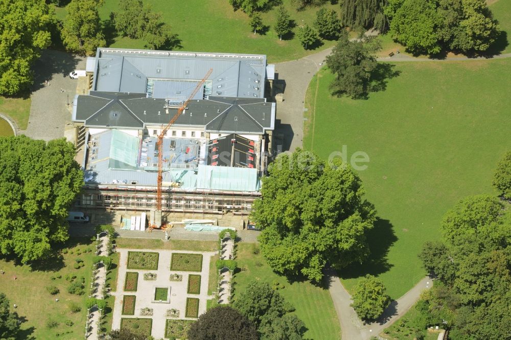 Stuttgart von oben - Museums- Gebäude- Ensemble Staatliches Museum für Naturkunde Rosensteinstraße in Stuttgart im Bundesland Baden-Württemberg