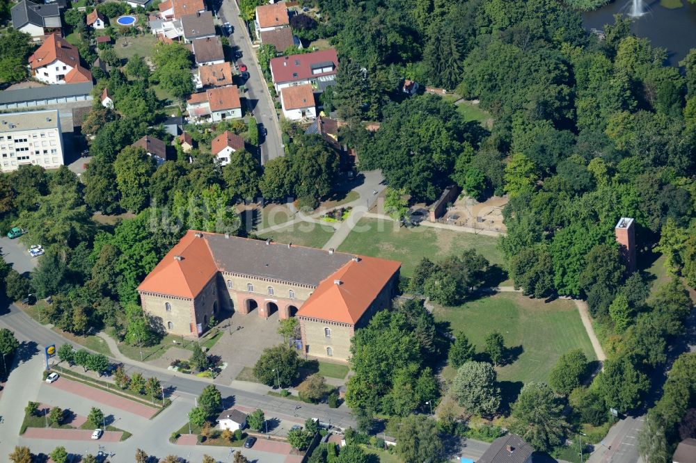 Germersheim aus der Vogelperspektive: Museums- Gebäude- Ensemble Stadt- und Festungsmuseum im Ludwigstor am Ludwigsring in Germersheim im Bundesland Rheinland-Pfalz