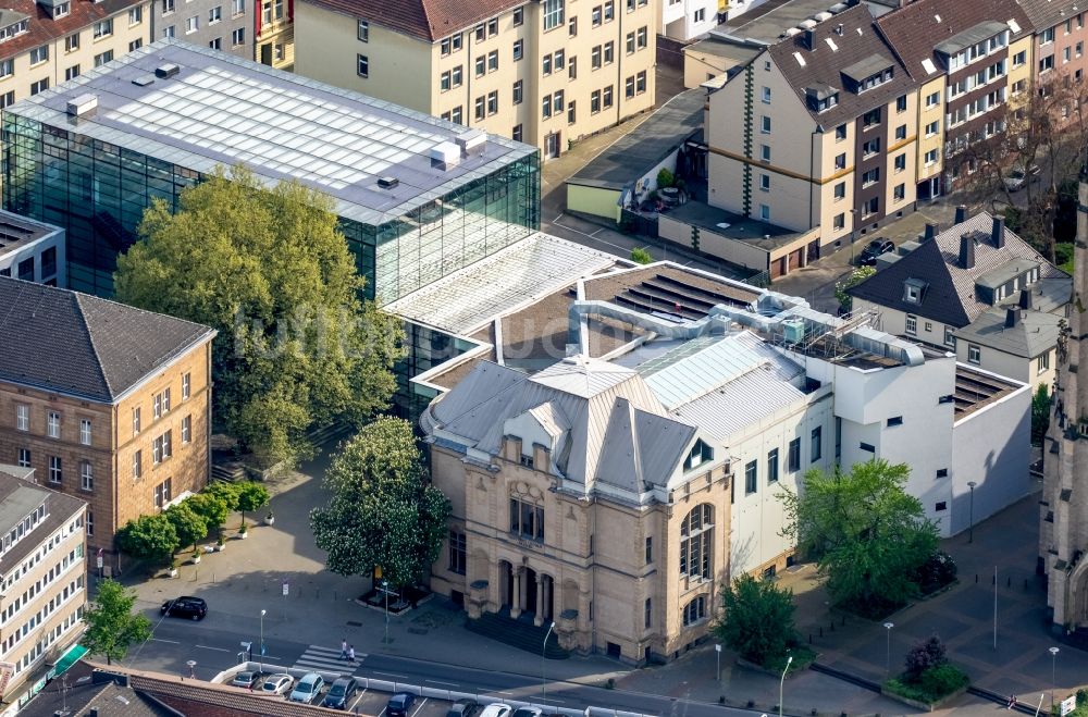 Luftbild Hagen - Museums- Gebäude des Osthaus Museum am Museumsplatz in der Stadtmitte von Hagen im Bundesland Nordrhein-Westfalen