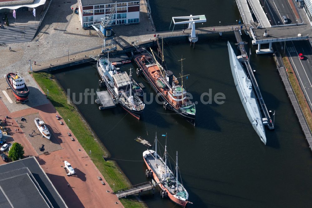 Luftbild Bremerhaven - Museums- Schiff Schiffbau- und Schifffahrtsmuseum in Bremerhaven im Bundesland Bremen