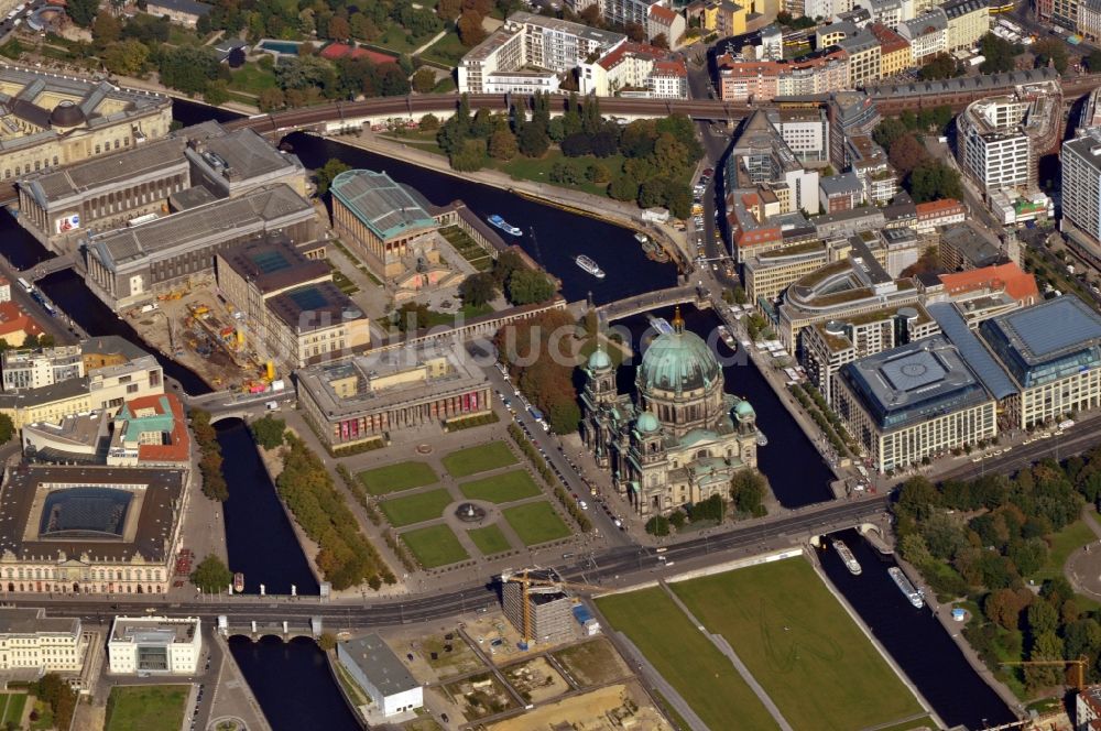 Luftbild Berlin OT Mitte - Museumsinsel in Berlin