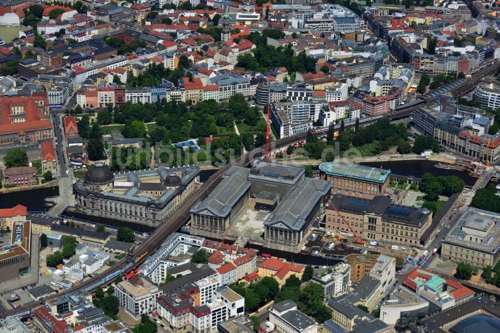 Luftbild Berlin - Museumsinsel in Berlin - Mitte