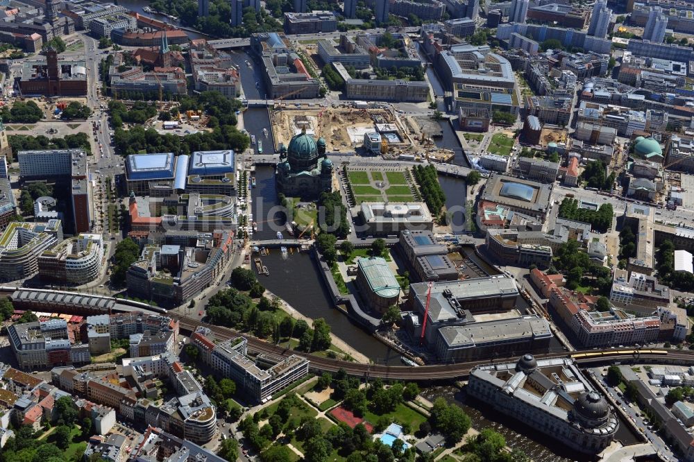 Berlin von oben - Museumsinsel in Berlin - Mitte