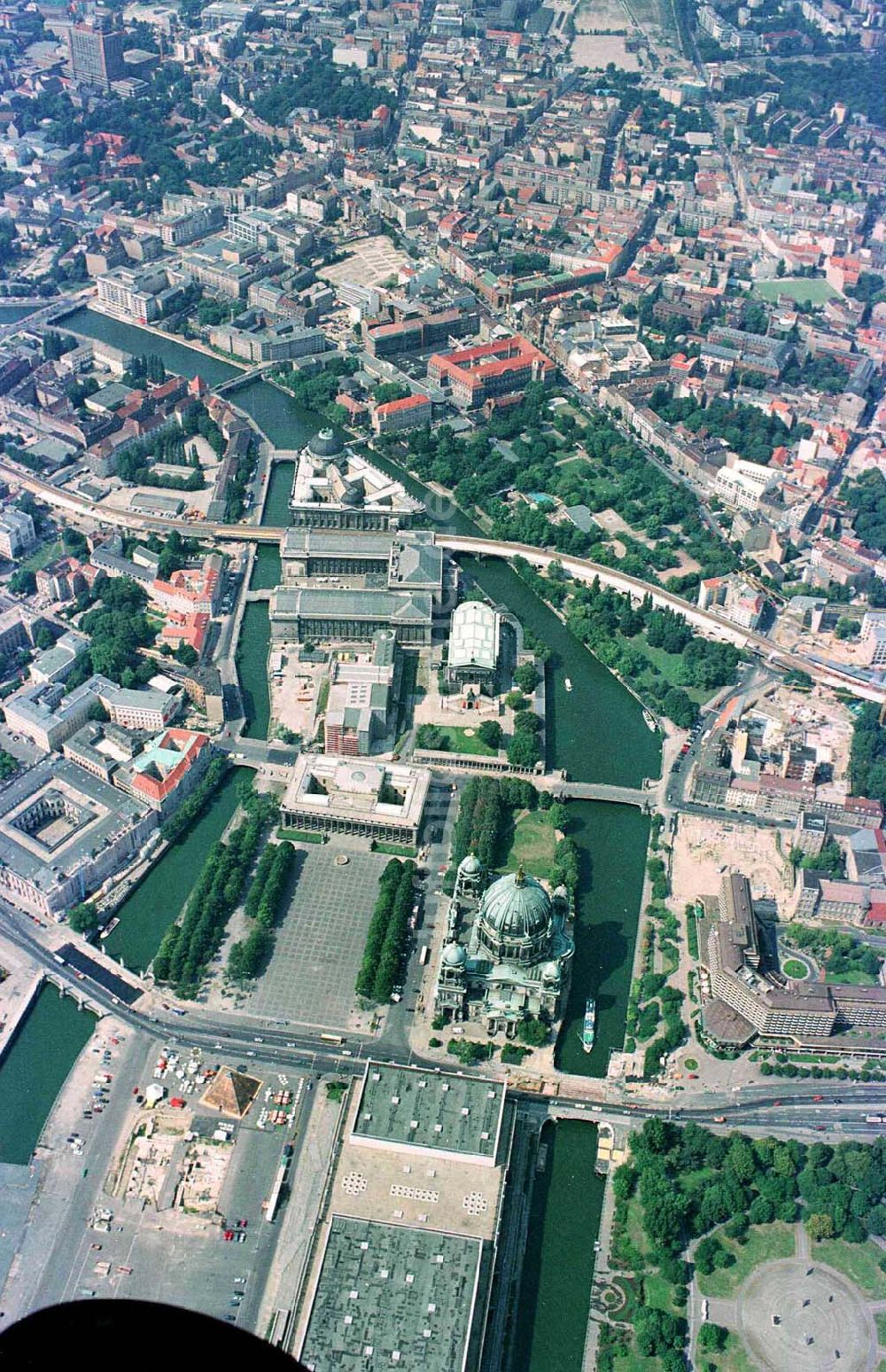 Berlin von oben - Museumsinsel in Berlin-Mitte