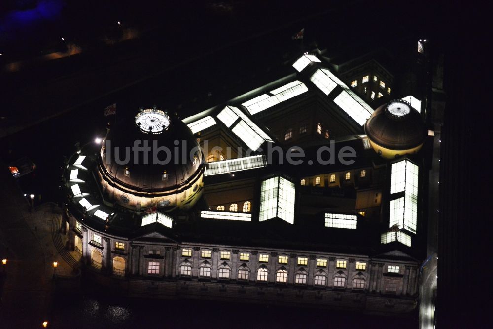 Berlin aus der Vogelperspektive: Museumsinsel an der Spree im Stadtzentrum Ost in der Innenstadt am Berliner Fernsehturm in Berlin - Mitte