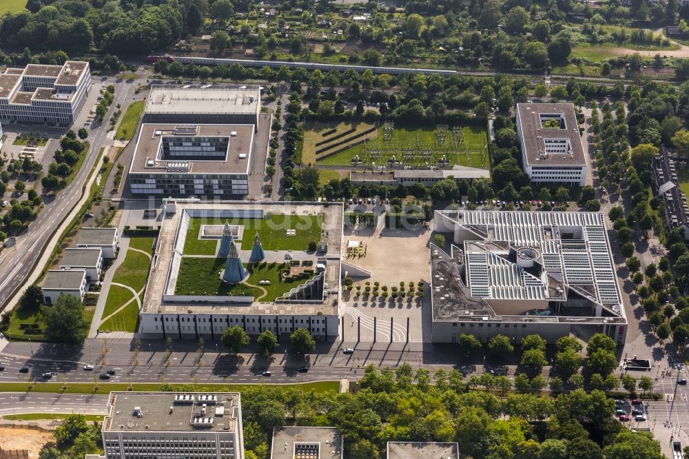 Bonn aus der Vogelperspektive: Museumsmeile mit der Kunst- und Ausstellungshalle der Bundesrepublik Deutschland und dem Haus der Geschichte in Bonn