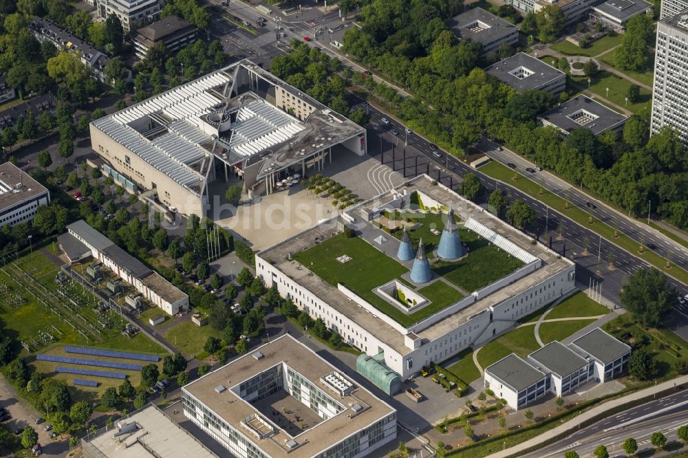 Luftbild Bonn - Museumsmeile mit der Kunst- und Ausstellungshalle der Bundesrepublik Deutschland und dem Haus der Geschichte in Bonn