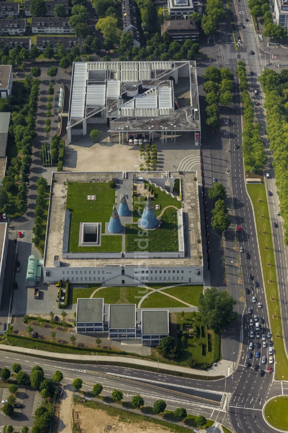 Bonn aus der Vogelperspektive: Museumsmeile mit der Kunst- und Ausstellungshalle der Bundesrepublik Deutschland und dem Haus der Geschichte in Bonn