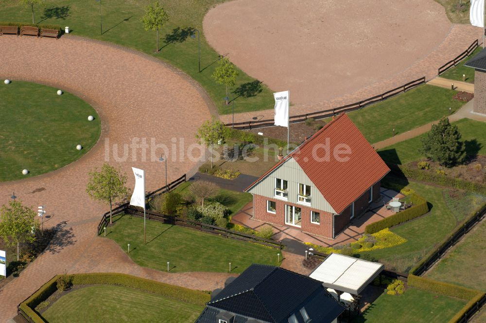 Luftaufnahme Grebs - Musterhaus- Einfamilienhaus- Siedlung in Grebs im Bundesland Brandenburg, Deutschland