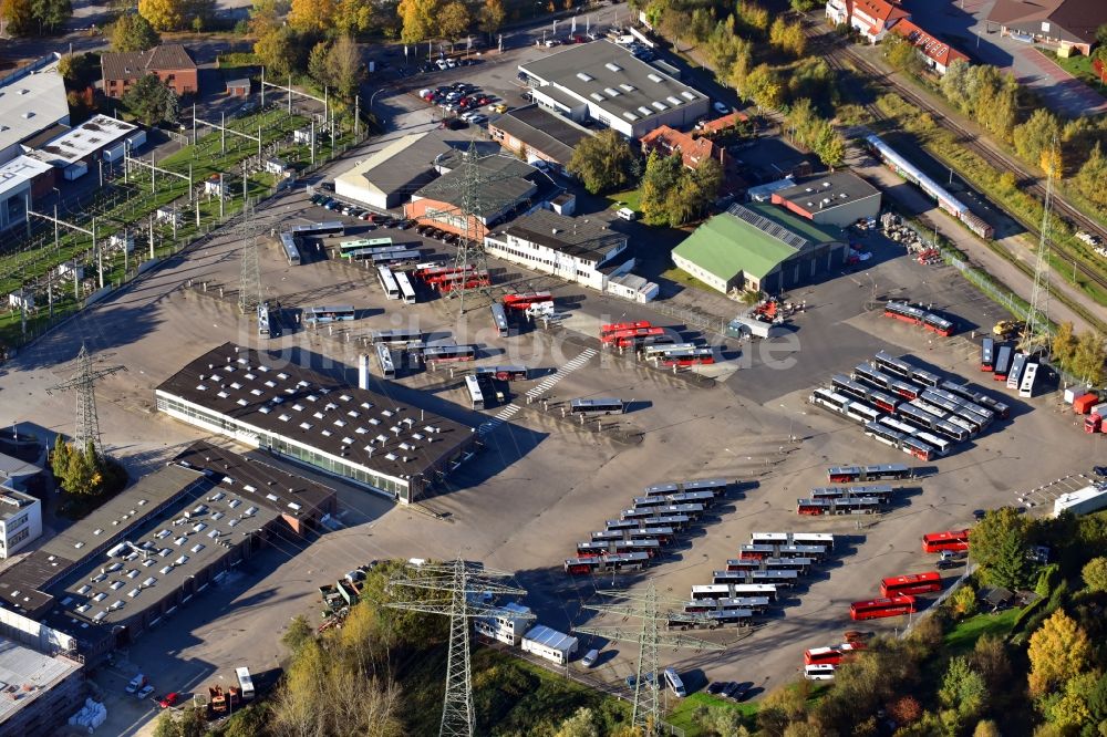 Hamburg aus der Vogelperspektive: Nahverkehrs- und Bus- Depot der Städtischen Verkehrsbetriebe der Verkehrsbetriebe Hamburg-Holstein GmbH im Ortsteil Bergedorf in Hamburg, Deutschland