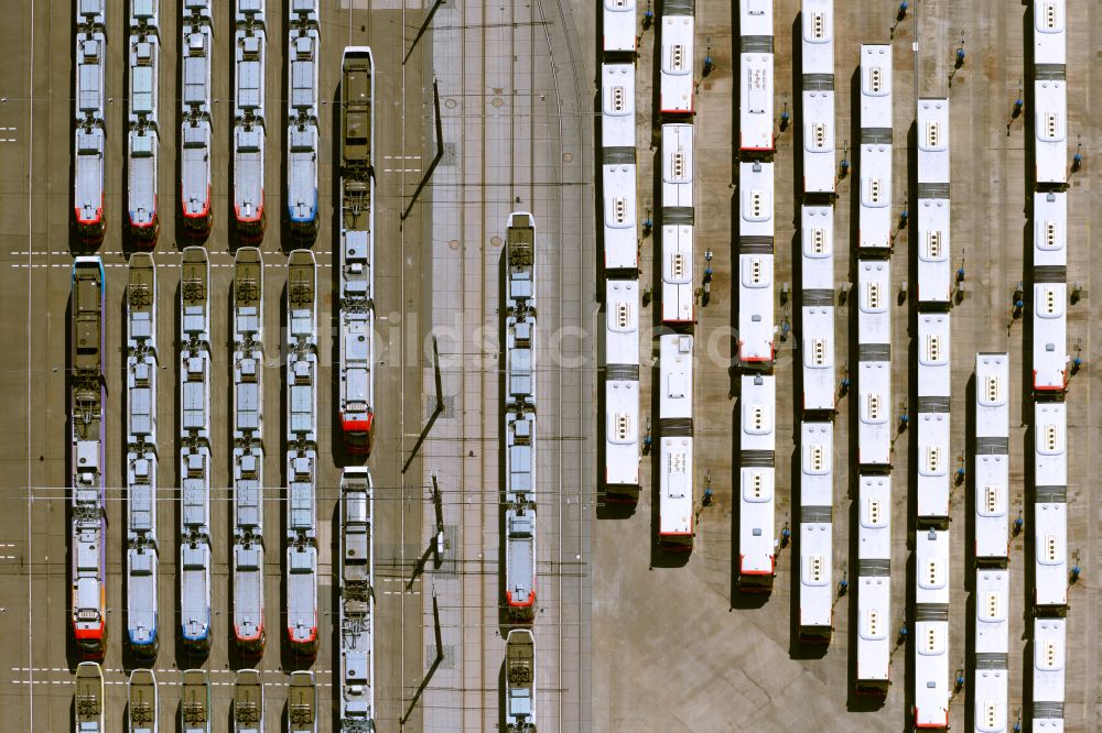 Bremen von oben - Nahverkehrs- und Tram- Straßenbahn- Depot der Städtischen Verkehrsbetriebe Bremer Straßenbahn AG in Bremen, Deutschland