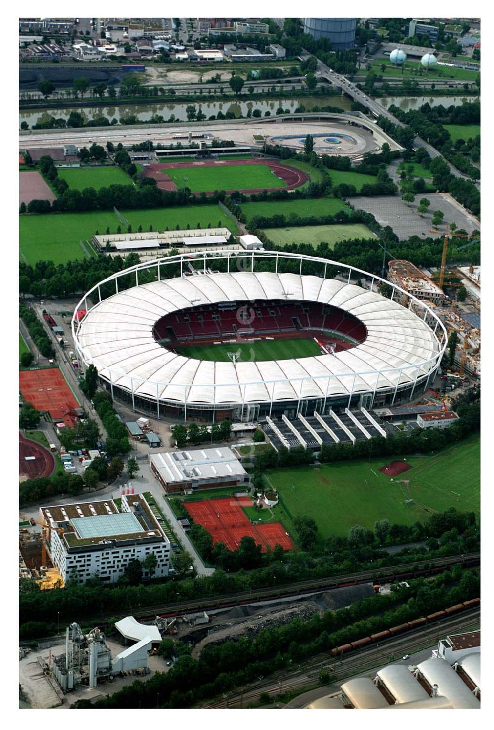 Luftaufnahme Stuttgart - Namensänderung Gottlieb-Daimler-Stadion in Stuttgart