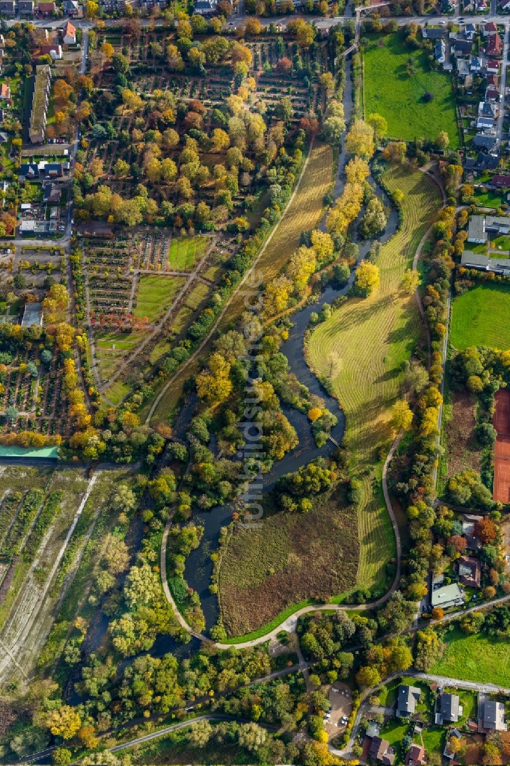 Rheda-Wiedenbrück aus der Vogelperspektive: Natur- und Erholungspark Flora Westfalica in Rheda - Weidenbrück im Bundesland Nordrhein-Westfalen