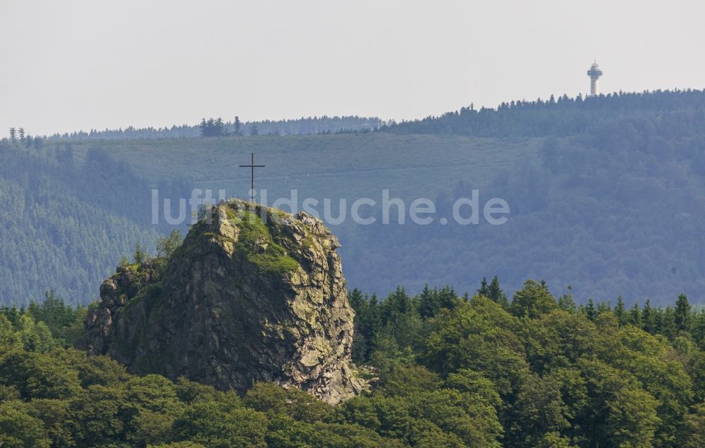 Luftaufnahme Olsberg - Naturdenkmal - Fels - Formation Bruchhauser Steine bei Olsberg in Nordrhein-Westfalen