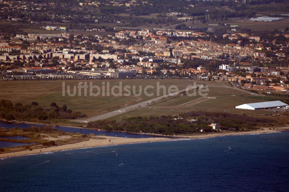 Fréjus aus der Vogelperspektive: Naturpark von Fréjus an der Cote d'Azur in Frankreich