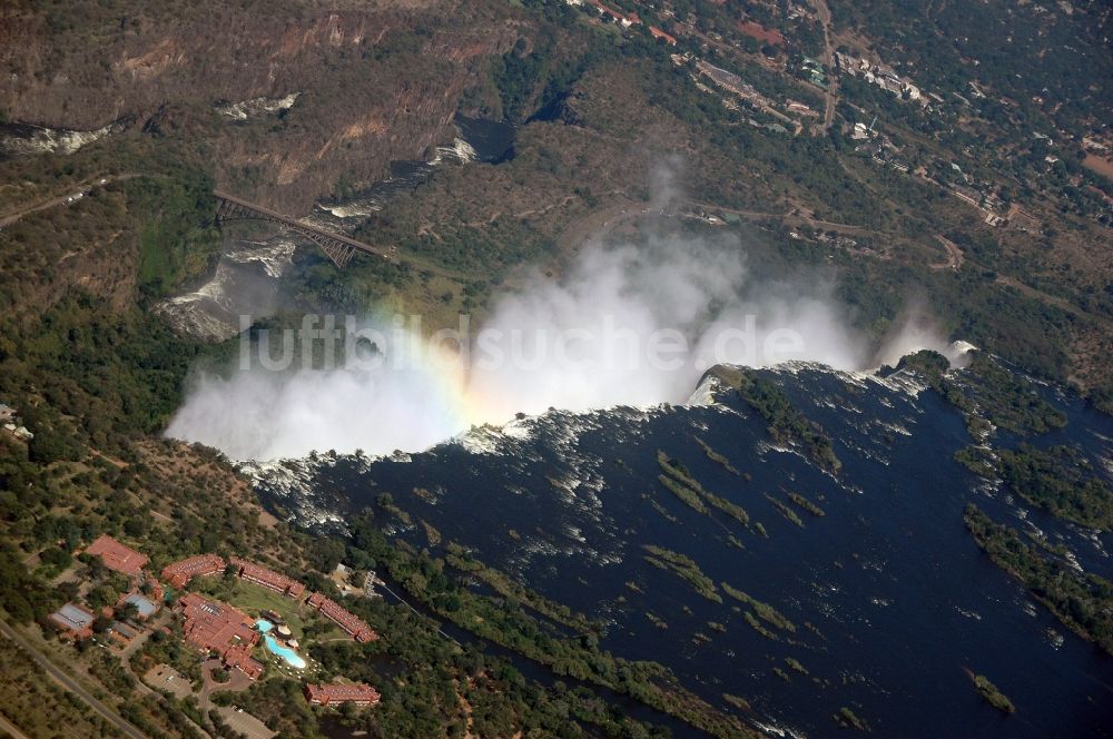 Victoria Falls von oben - Naturschauspiel Victoriafälle in Matabeleland North Province, Simbabwe