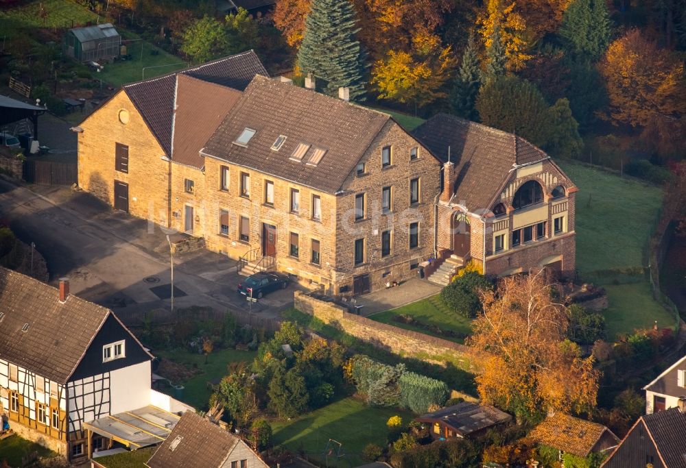 Luftbild Witten - Natursteinhaus in Witten-Bommern in Witten im Bundesland Nordrhein-Westfalen