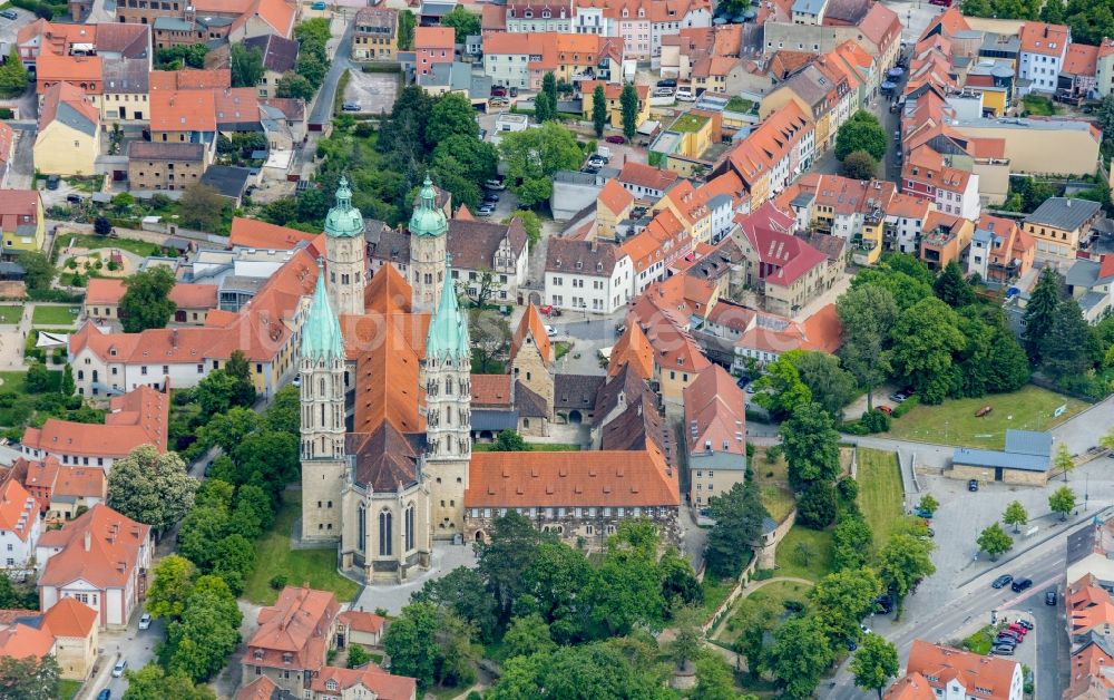 Naumburg (Saale) von oben - Naumburger Dom St. Peter und St. Paul in Naumburg - Saale im Bundesland Sachsen-Anhalt, Deutschland