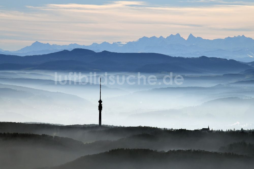 Luftbild Bettingen - Nebel- Bedeckung über dem Fernsehturm St. Chrischona in Bettingen im Kanton Basel, Schweiz