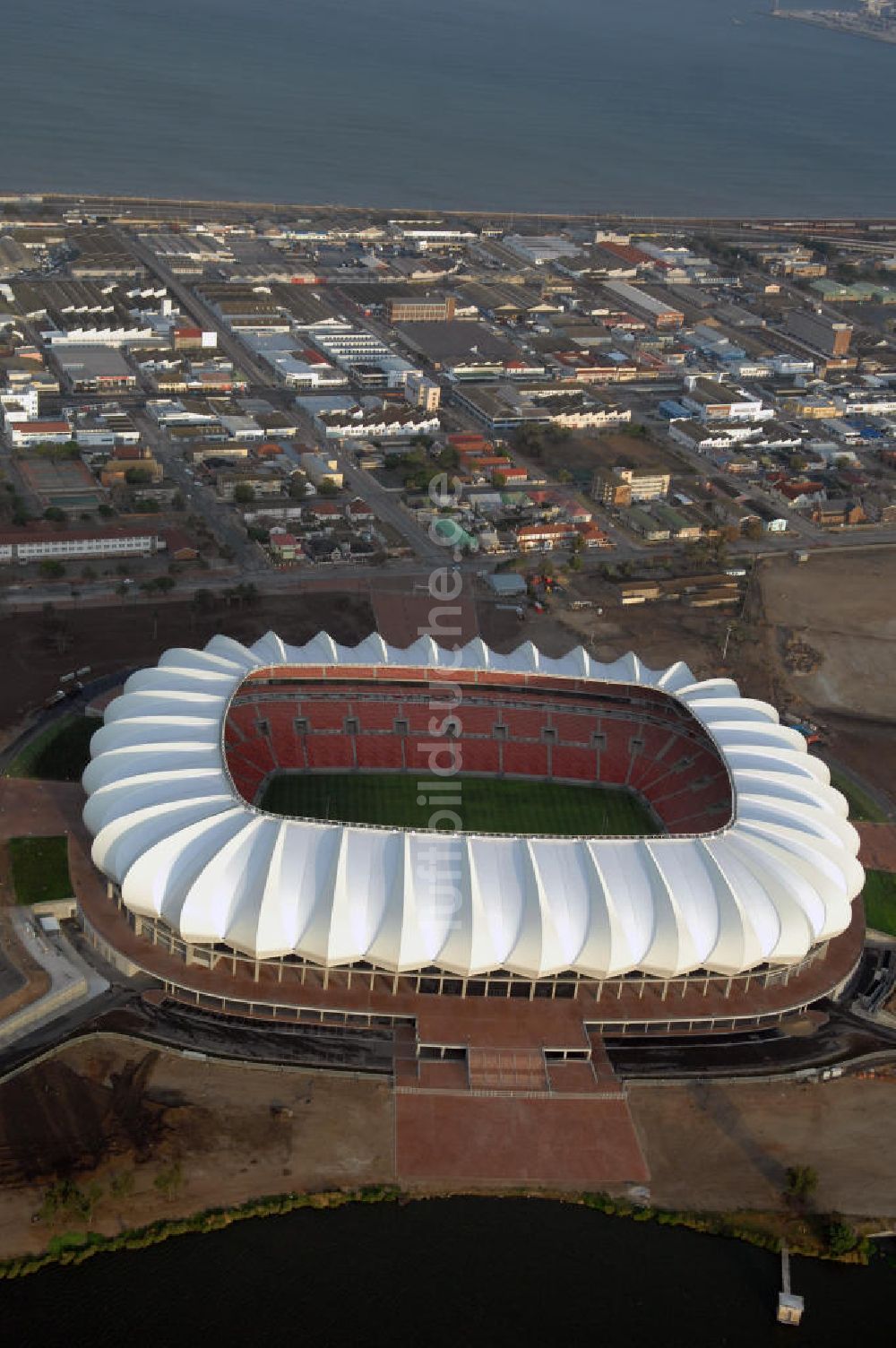 Port Elizabeth aus der Vogelperspektive: Nelson-Mandela-Bay-Stadion / Stadium in Port Elizabeth in Südafrika / South Africa