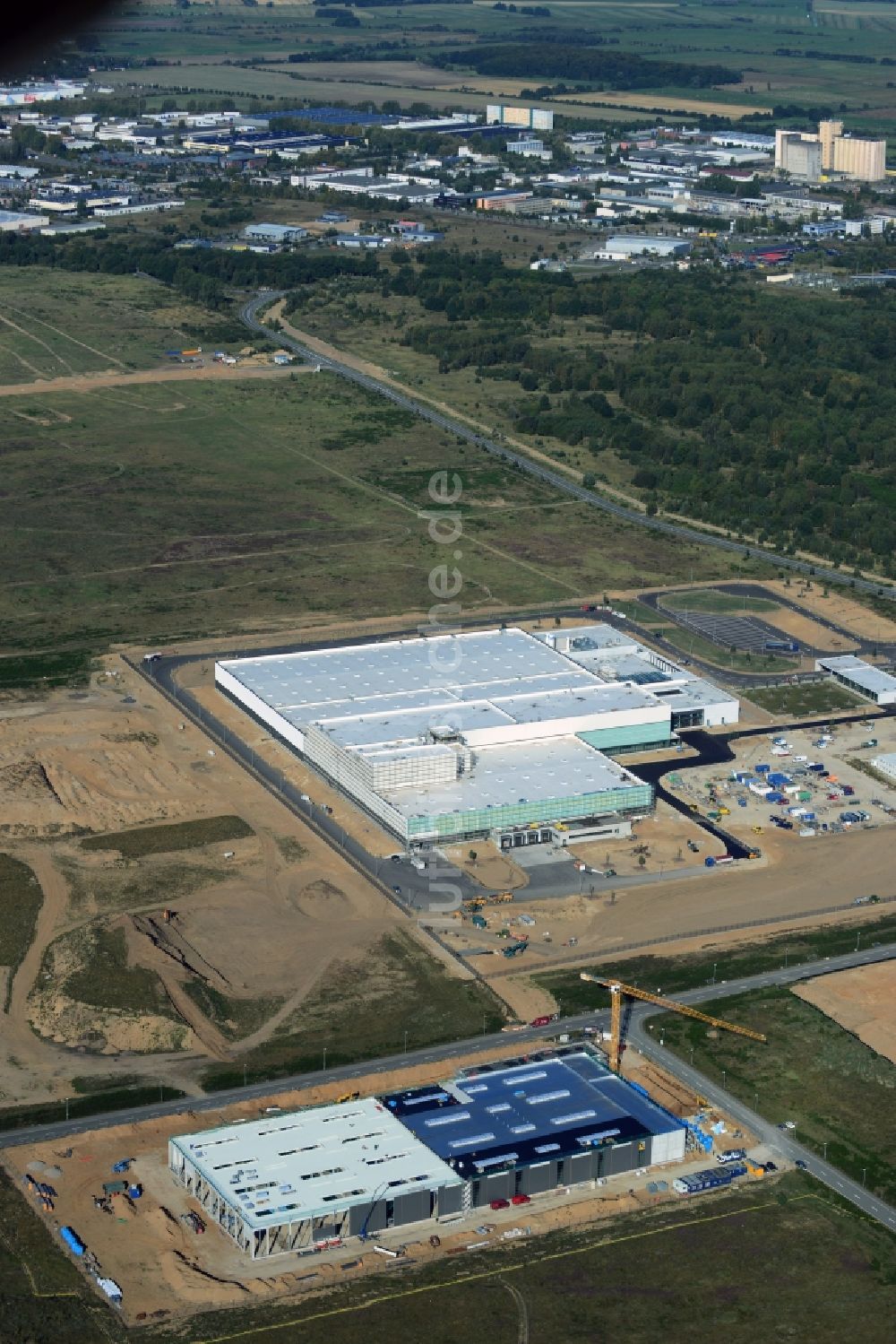 Schwerin von oben - Nestle Neubau - Baustelle für ein Produktionswerk im Industriepark Schwerin im Bundesland Mecklenburg-Vorpommern