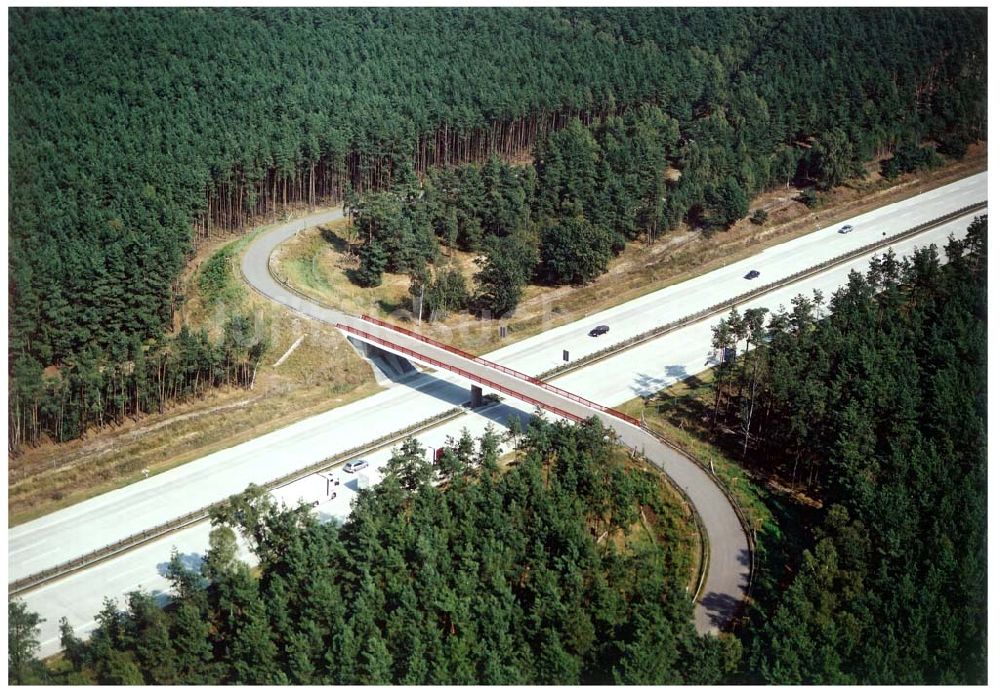 Königs Wusterhausen aus der Vogelperspektive: neu erbaute Brücke an der Bundesautobahn A10 am südlichen Berliner Ring bei Königs Wusterhausen09.09.2002