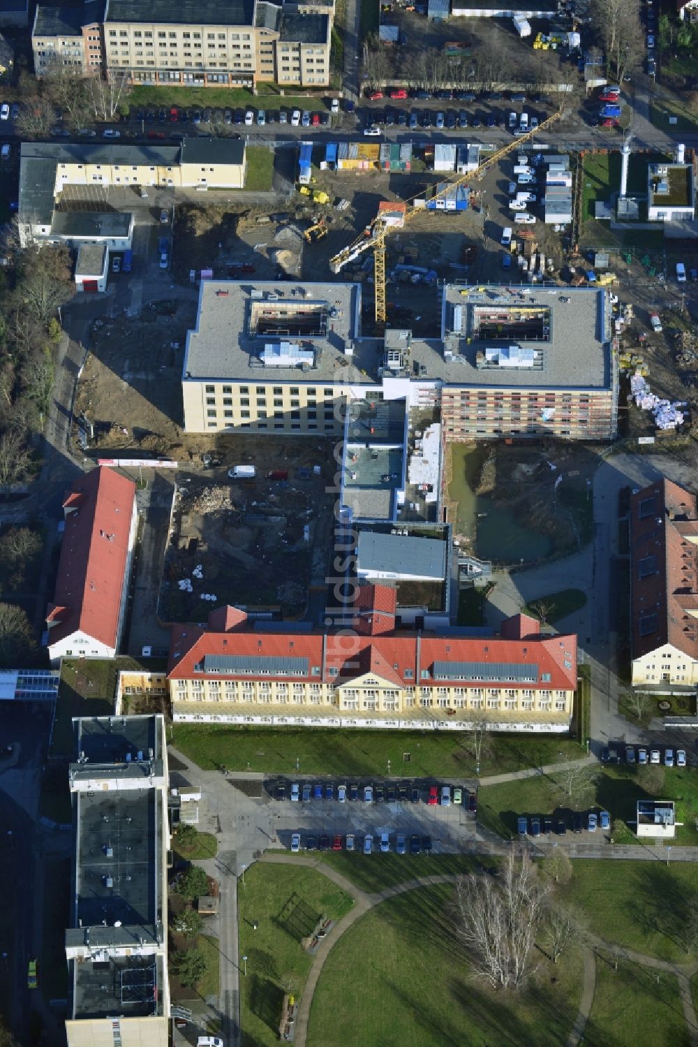 Berlin aus der Vogelperspektive: Neu- und Umbau der Psychiatrischen Klinik Vivantes Klinikum Hellersdorf in Berlin