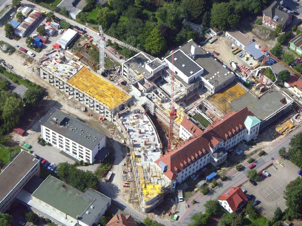 Melle (Niedersachsen) von oben - Neu-und Umbauarbeiten am Christlichen Klinikum Melle