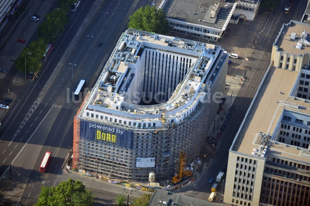 Luftaufnahme Berlin - Neubau Alexander Parkside Hotelkomplex im Bezirk Mitte in Berlin