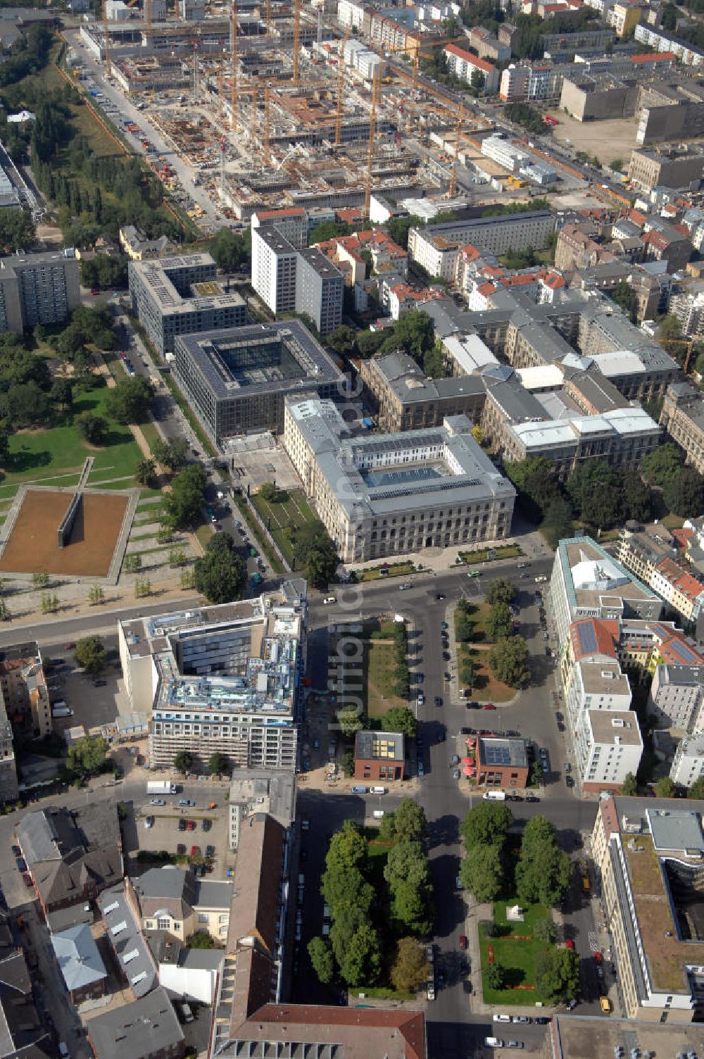 Luftbild Berlin - Neubau des Andina Apartment Hotel Berlin in Berlin Mitte