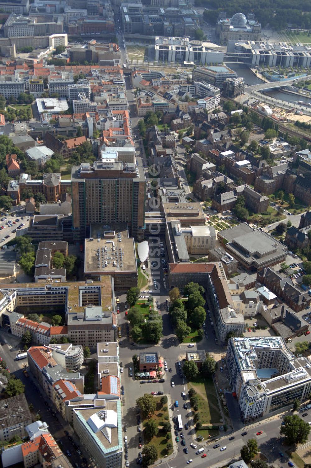 Luftbild Berlin - Neubau des Andina Apartment Hotel Berlin in Berlin Mitte