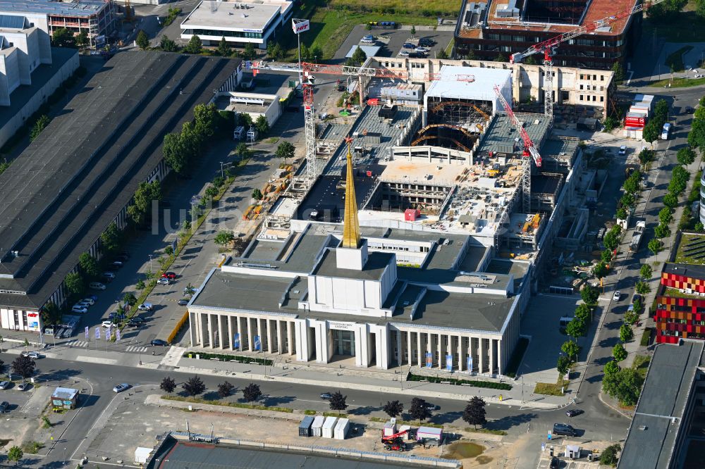 Leipzig aus der Vogelperspektive: Neubau des Archiv- Gebäudes der ehemaligen Messehalle zum Stadtarchiv in Leipzig im Bundesland Sachsen, Deutschland