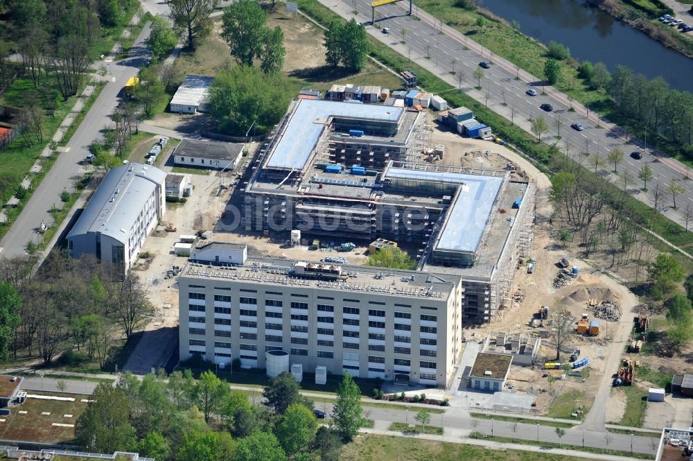 Luftaufnahme Berlin Adlershof - Neubau der BAM Bundesanstalt für Materialforschung und - Prüfung auf dem Zweiggelände Adlershof