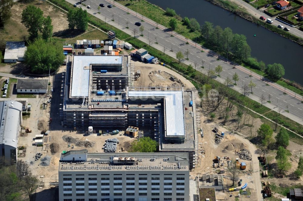 Luftbild Berlin Adlershof - Neubau der BAM Bundesanstalt für Materialforschung und - Prüfung auf dem Zweiggelände Adlershof