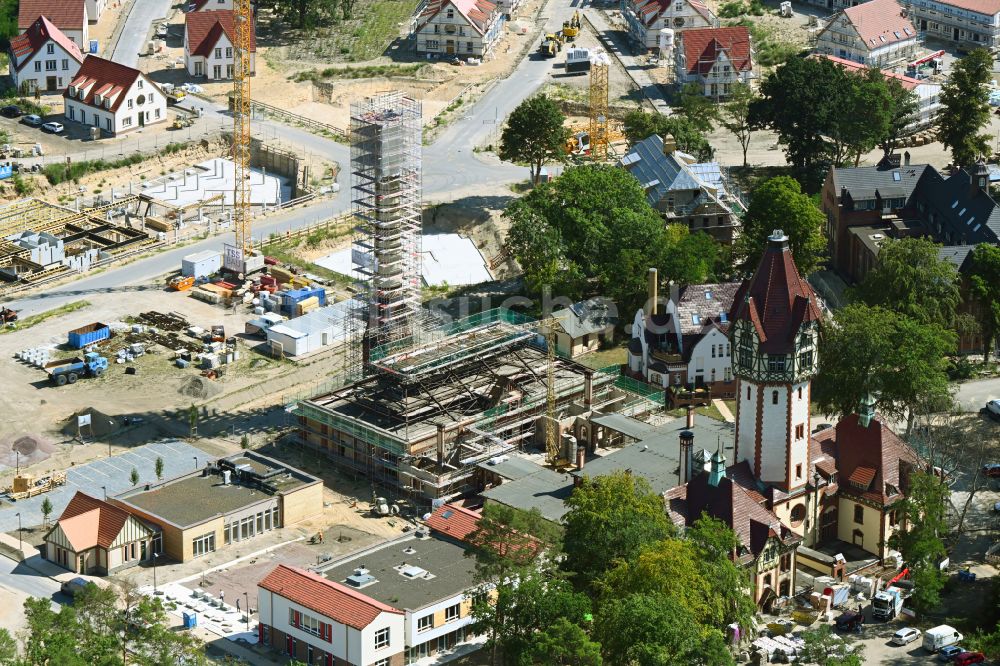 Beelitz von oben - Neubau am Baudenkmal Heizkraftwerk Beelitz-Heilstätten in Beelitz im Bundesland Brandenburg, Deutschland