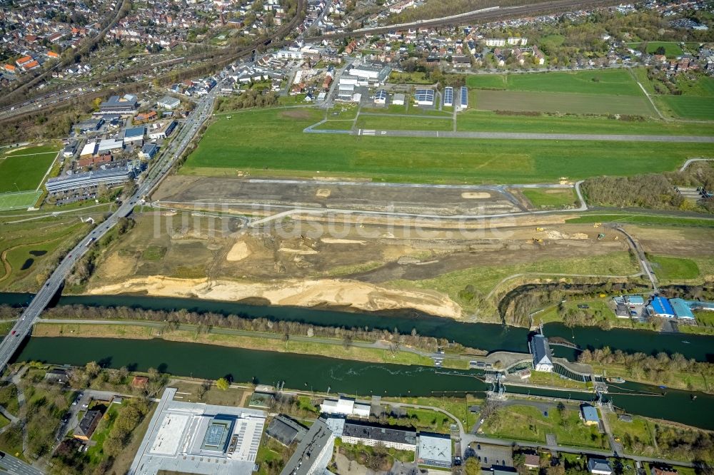 Hamm von oben - Neubau- Baustelle für eine Dammverlegung an der Lippe im Ortsteil Heessen in Hamm im Bundesland Nordrhein-Westfalen, Deutschland