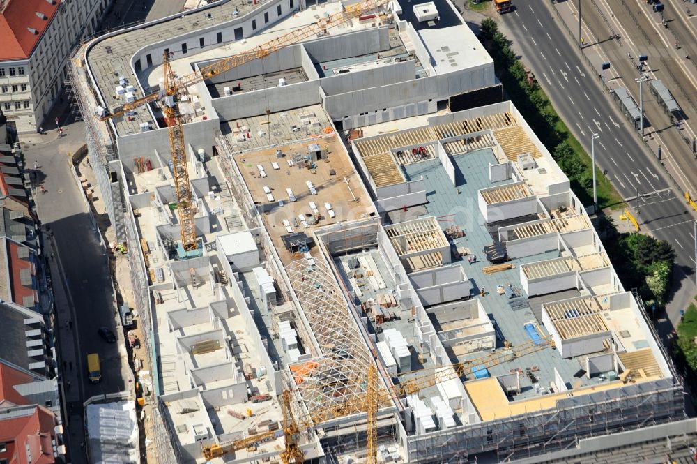 Leipzig von oben - Neubau- Baustelle Einkaufscenter Center Höfe am Brühl Leipzig