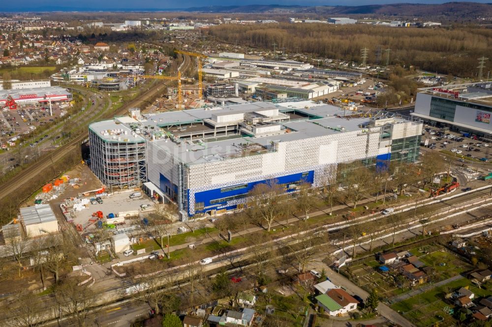 Karlsruhe von oben - Neubau- Baustelle Einrichtungshaus - Möbelmarkt in Karlsruhe im Bundesland Baden-Württemberg, Deutschland