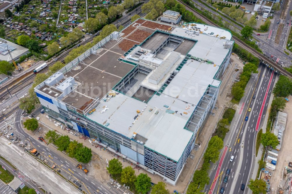 Luftaufnahme Karlsruhe - Neubau- Baustelle Einrichtungshaus - Möbelmarkt in Karlsruhe im Bundesland Baden-Württemberg, Deutschland