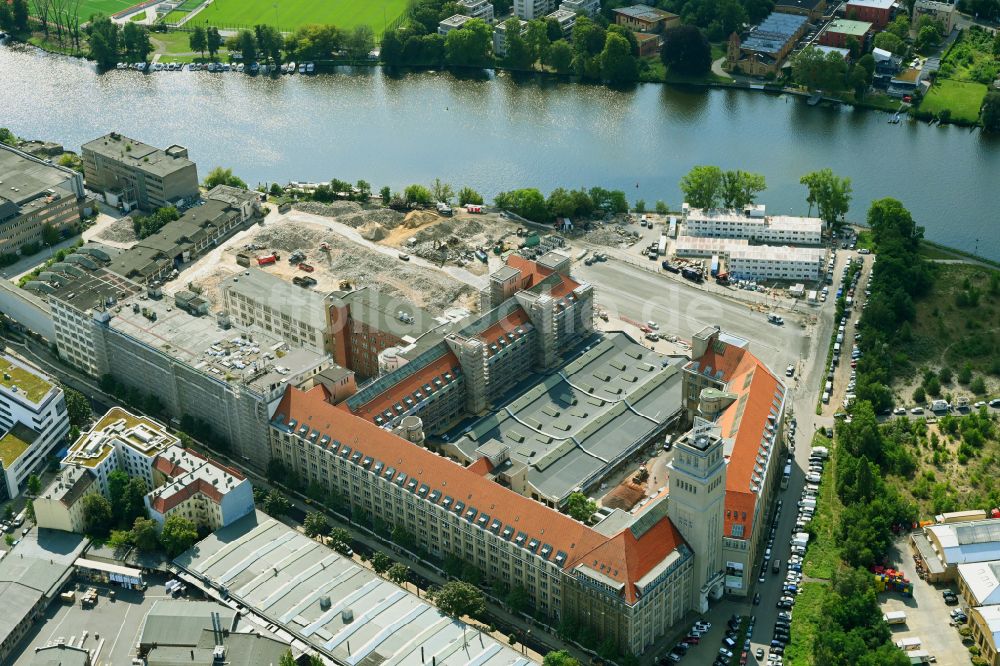 Luftaufnahme Berlin - Neubau- Baustelle im Gewerbegebiet BE-U in Berlin, Deutschland